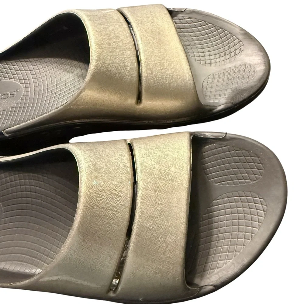 OOFOS OOMEGA Ooahh Platform Comfort Slide Iridescent Gray Women‎ US 9 / EU 40
